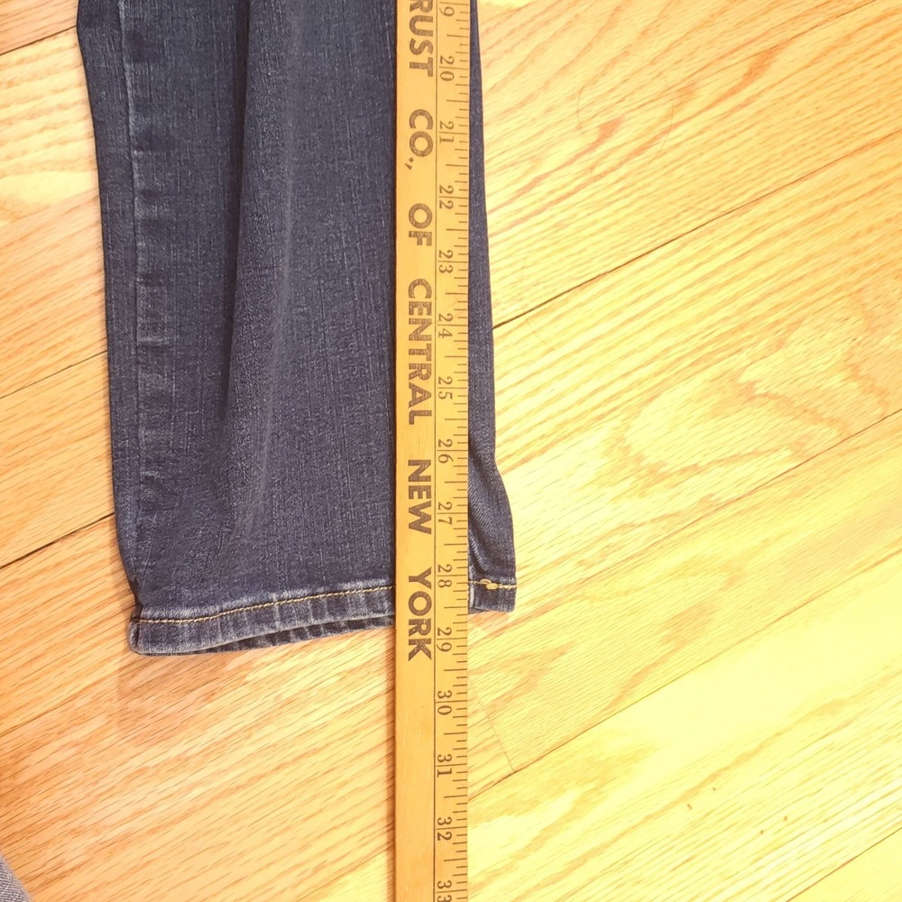 Levi Strauss Classic Mid Rise Skinny Jeans Dark Wash Size 16 - Picture 9 of 12